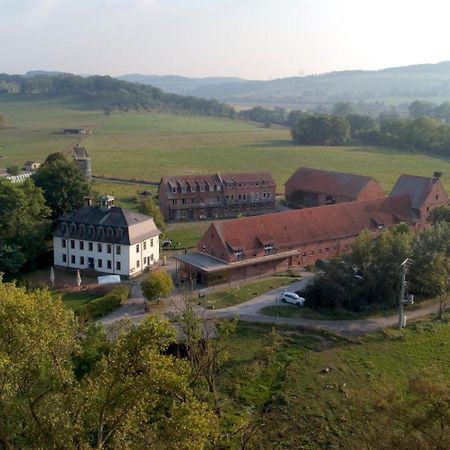 Biohotel Stiftsgut Wilhelmsgluecksbrunn Creuzburg Exterior foto