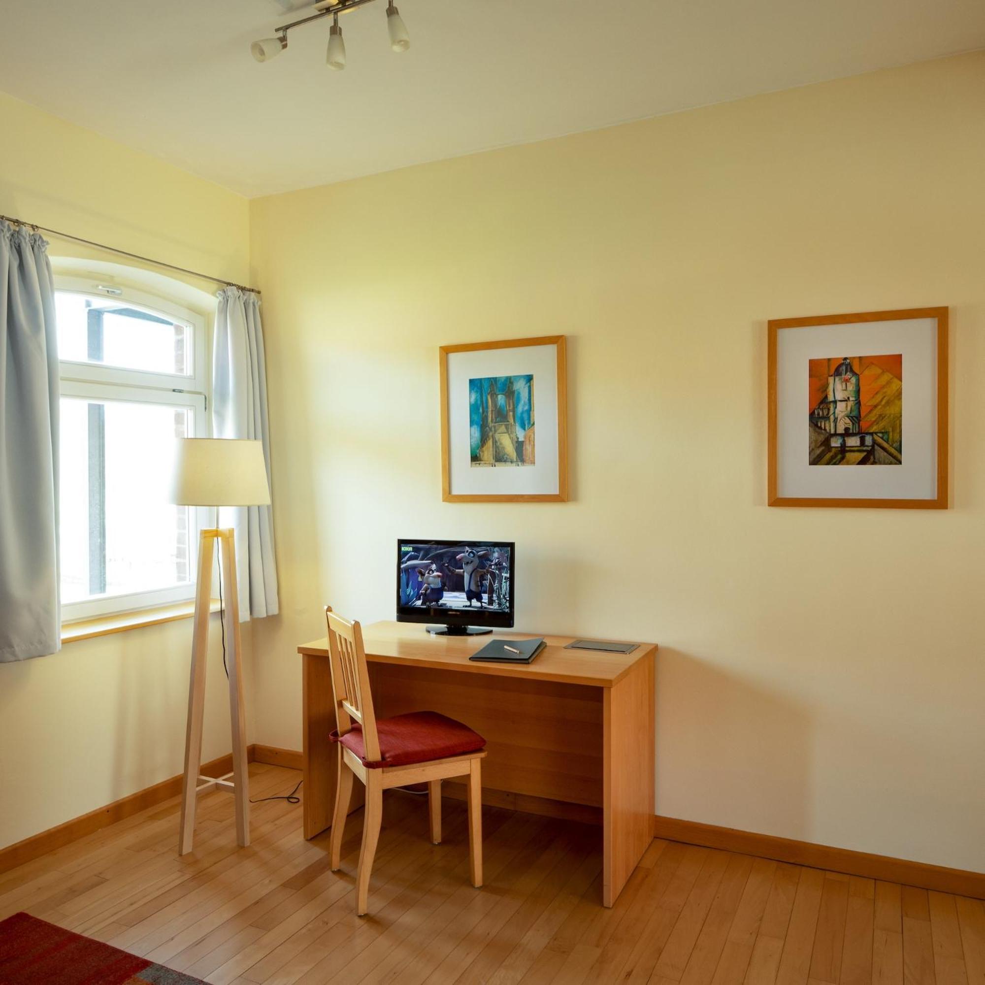 Biohotel Stiftsgut Wilhelmsgluecksbrunn Creuzburg Exterior foto