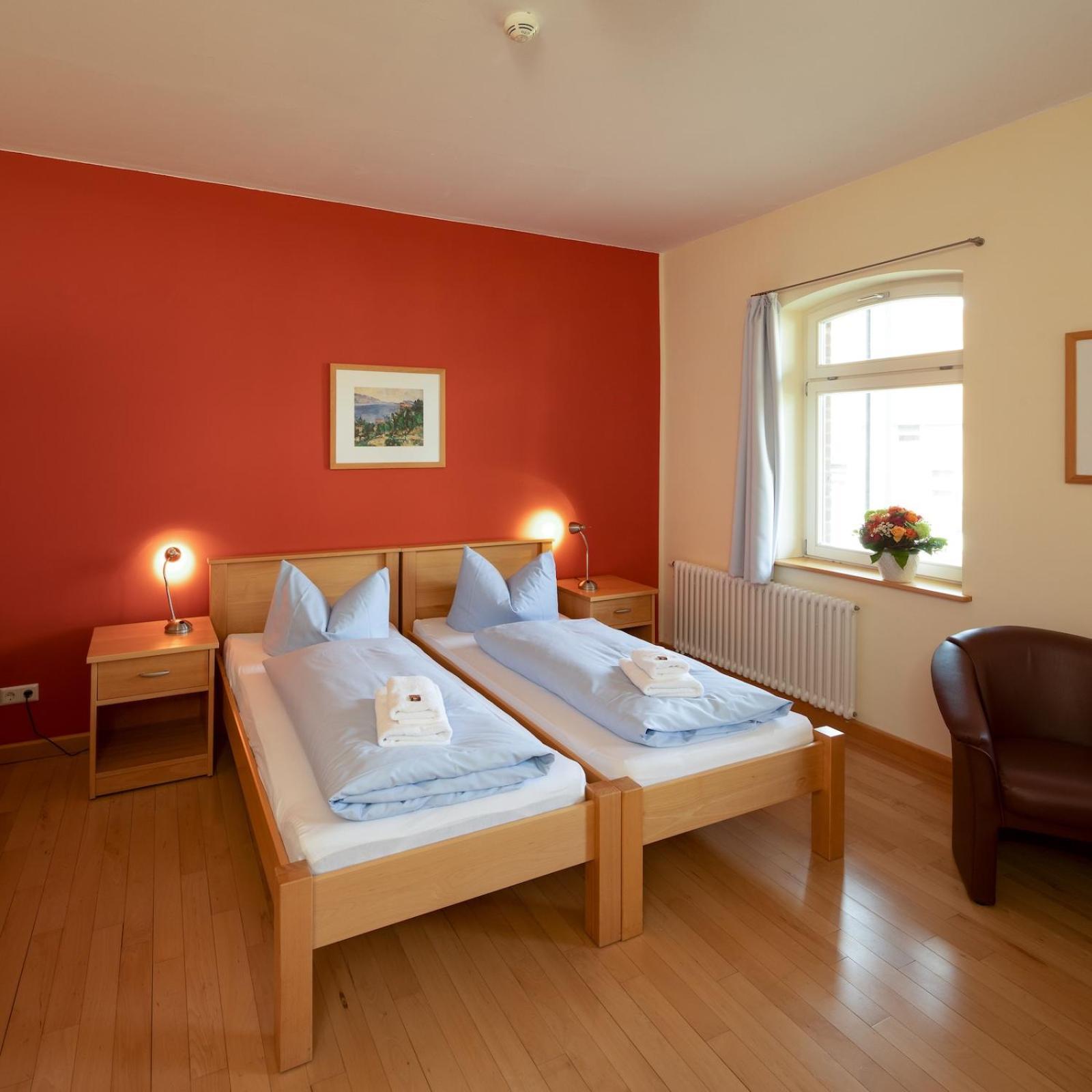 Biohotel Stiftsgut Wilhelmsgluecksbrunn Creuzburg Exterior foto